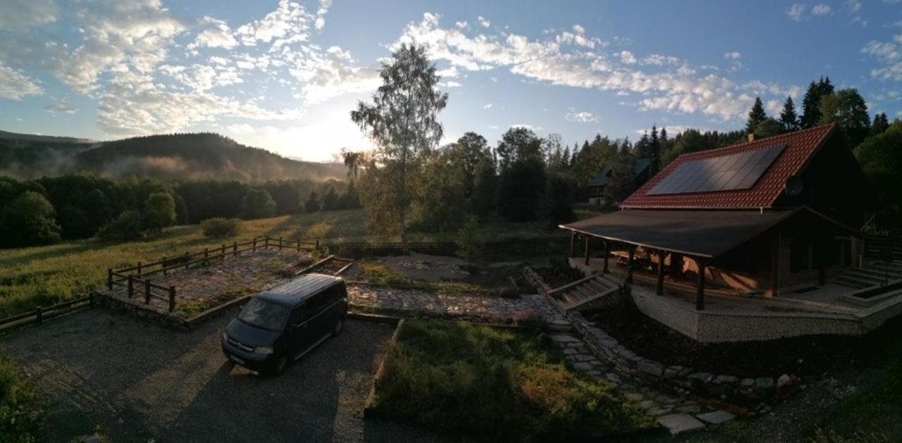 Chata Nad Dzika Orlica Z Jacuzzi Poniatow Bagian luar foto